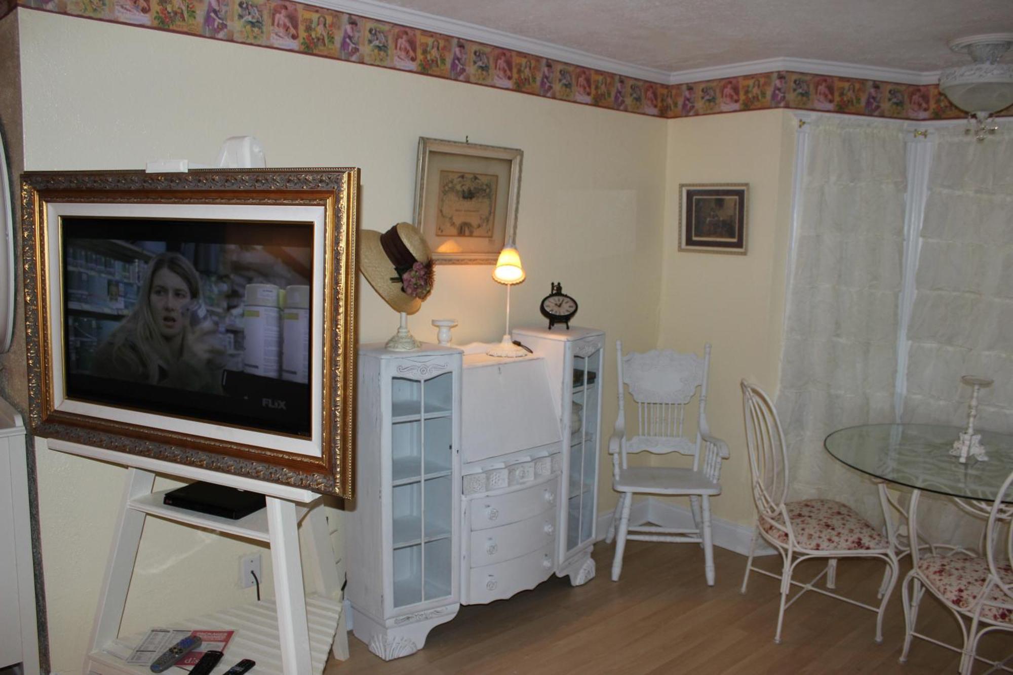 Book Nook Inn Lumberton Rum bild