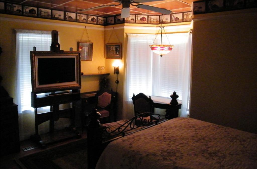Book Nook Inn Lumberton Rum bild