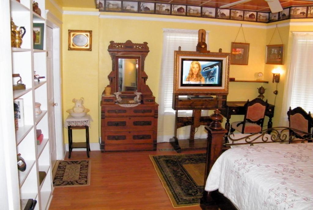 Book Nook Inn Lumberton Rum bild